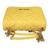 Immagine di LOVE MOSCHINO BORSA DA SPALLA CHIUSA DA PATTA 3 DIVISORI trapuntat giallo JC4000