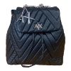 Immagine di ARMANI EXCHANGE Backpack Zaino Medio Donna chiuso con pattina matelassè 942934