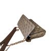 Immagine di GUESS Borsa Sacca da spalla chiusa da PATTA tracolla scorrevole DIVISORI BG72210